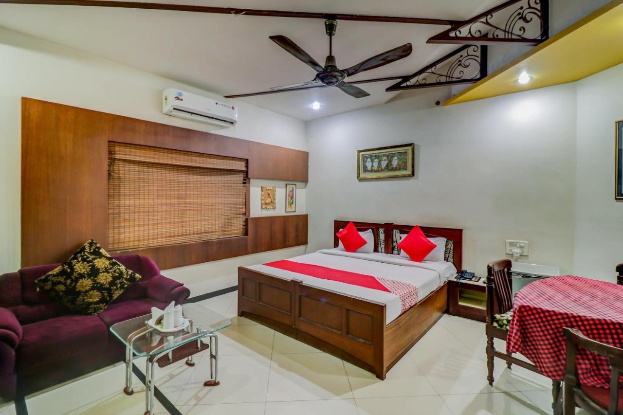 Oyo 61861 Hotel Dream Palace Durg Екстериор снимка