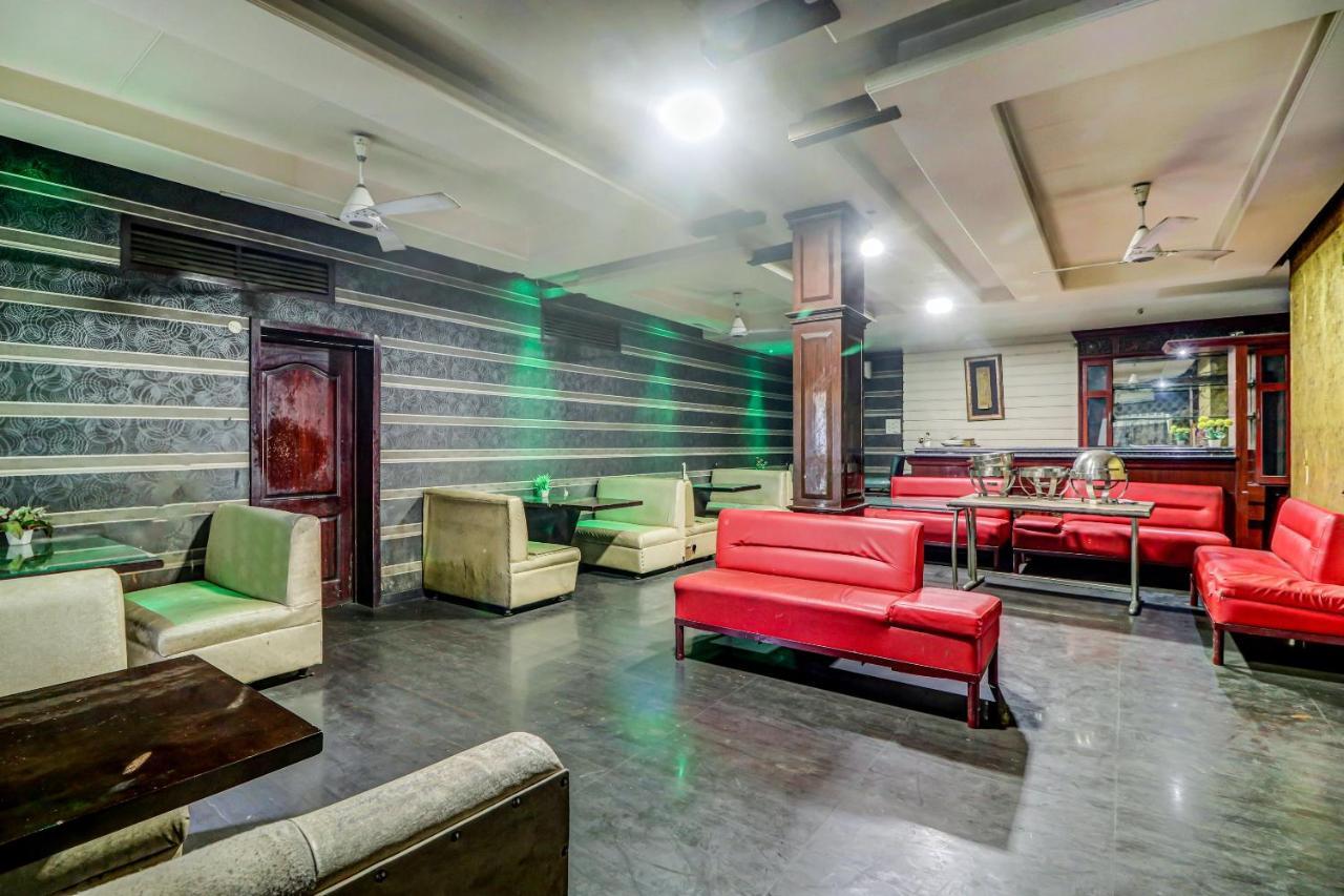 Oyo 61861 Hotel Dream Palace Durg Екстериор снимка