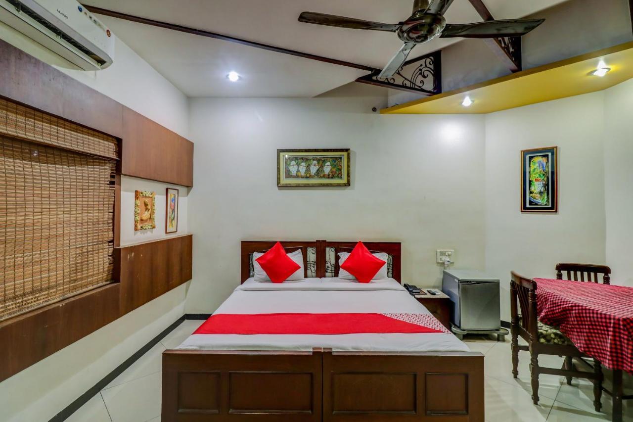 Oyo 61861 Hotel Dream Palace Durg Екстериор снимка